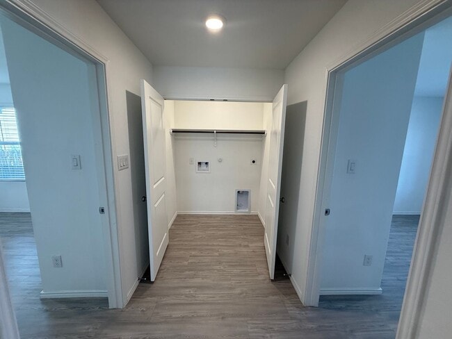 Building Photo - Charming 4-Bedroom Home Available for Rent!  Bulverde Area