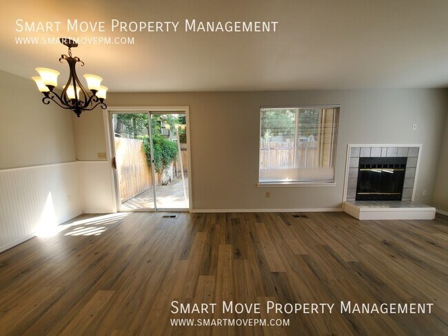 Foto del edificio - 2574 Sumac Ln