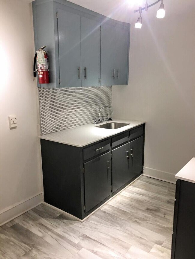 Foto del edificio - 1318 Pickens St