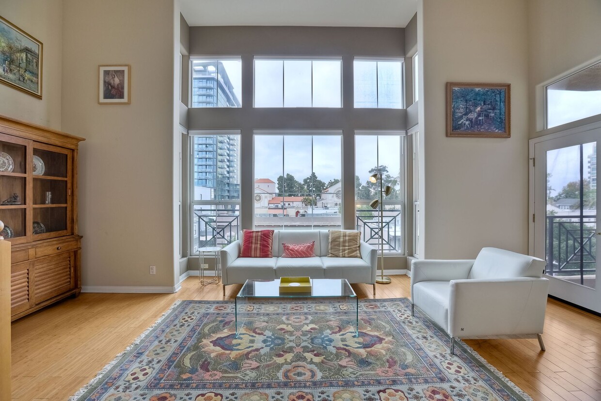 Foto principal - 350 Nutmeg St