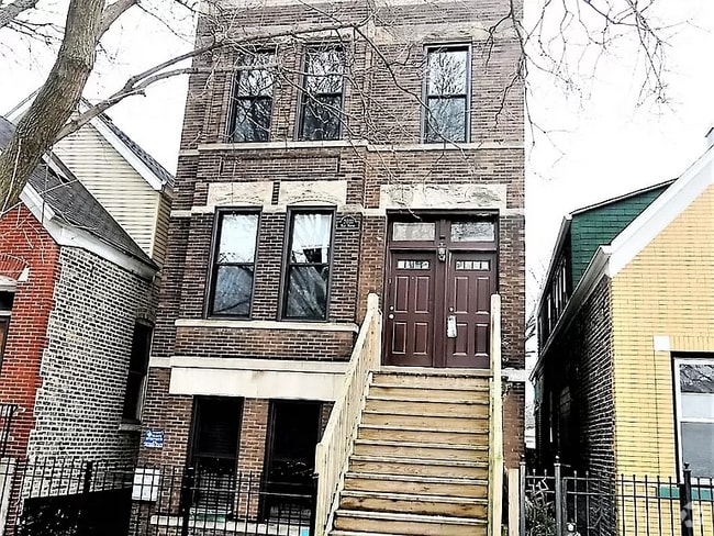 Building Photo - 2031 W Moffat St