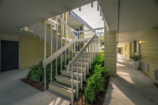 Foto del edificio - 1301 S Howard Ave