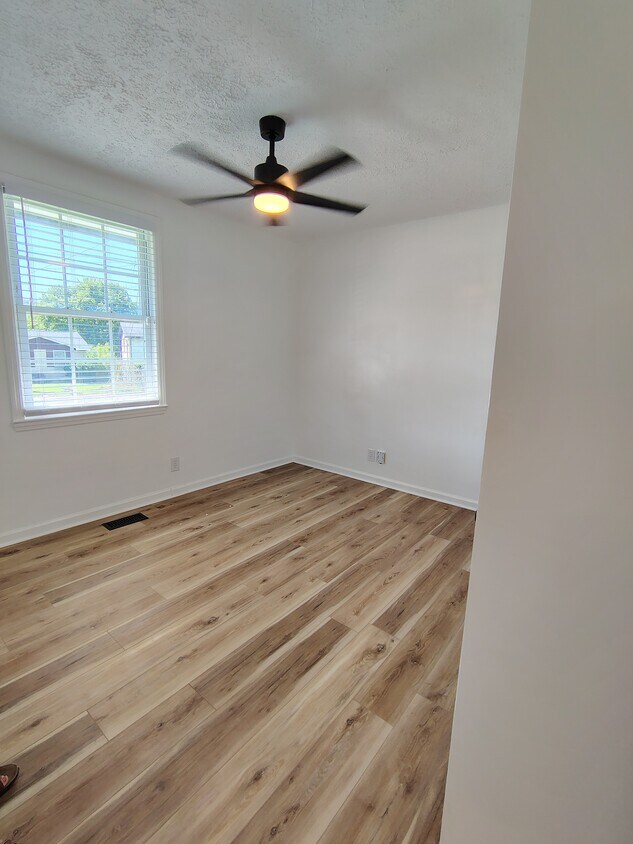 Building Photo - 3136 Greggwood Dr