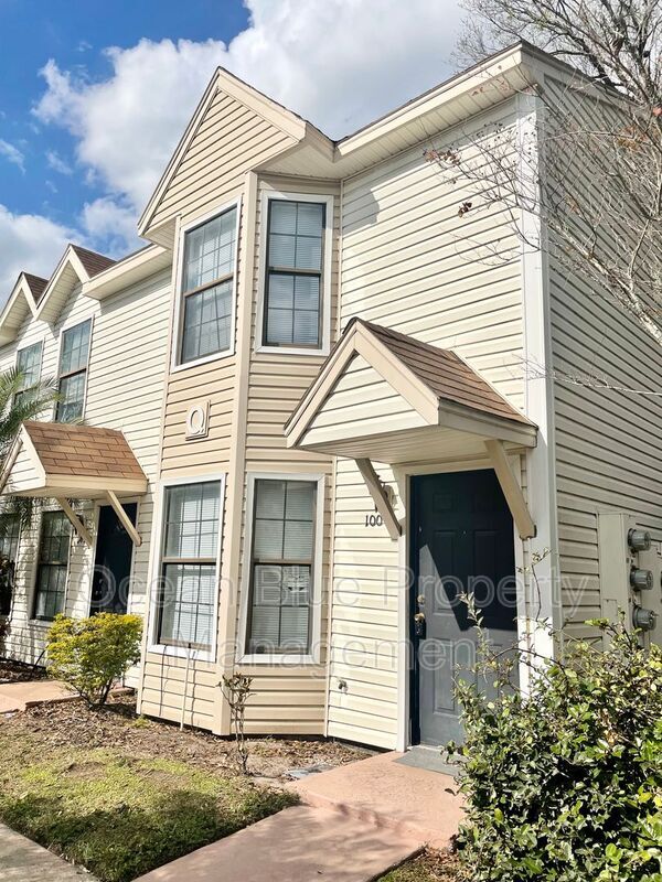Foto principal - 2302 S Maki Rd