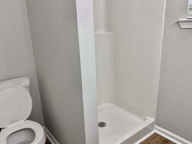 Master bathroom - 1029 Bridle Creek Dr