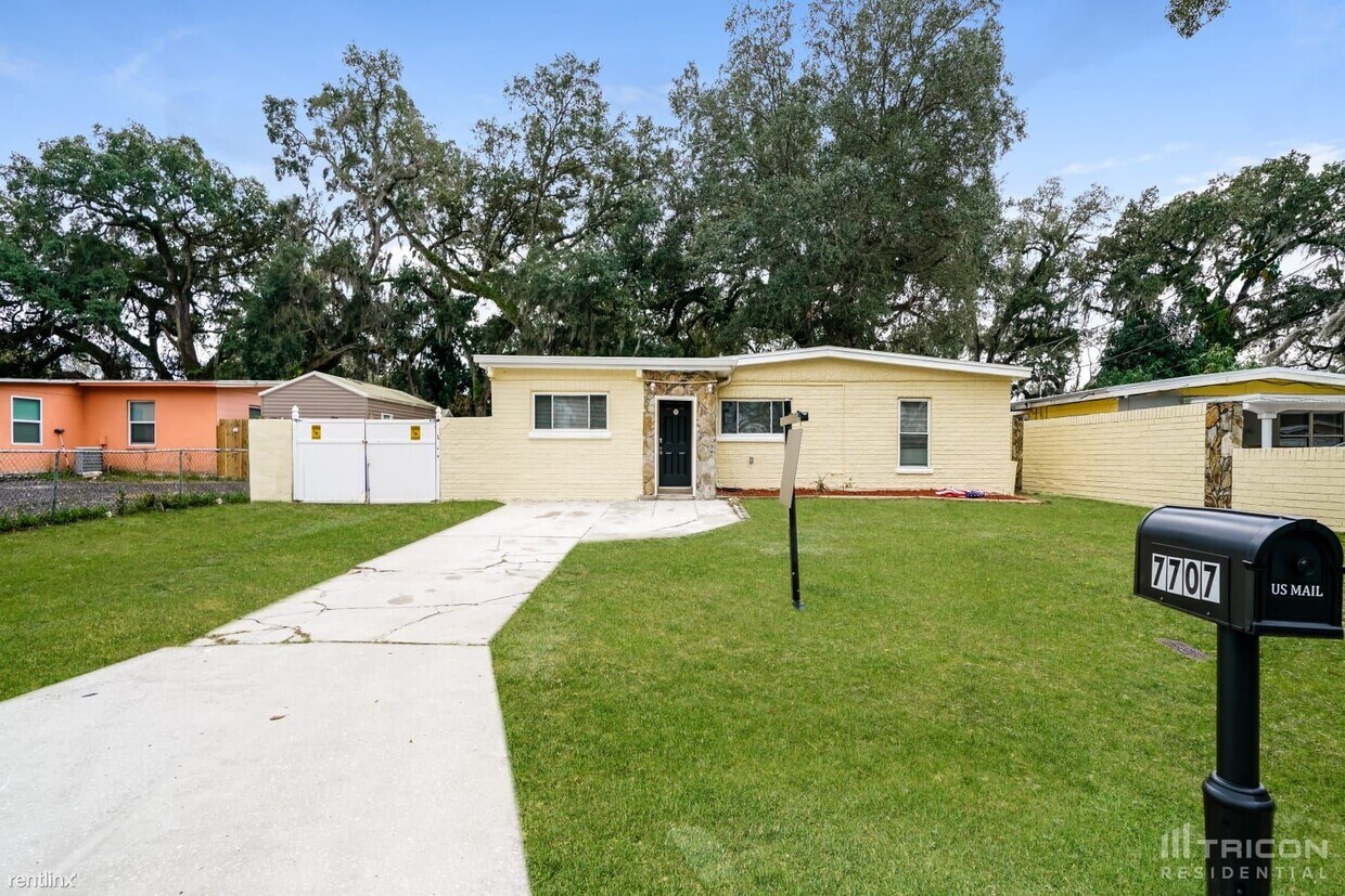 Primary Photo - 7707 Silver Oak Ln