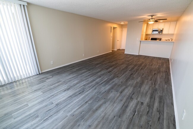 Interior Photo - 4200 S Harbor Blvd