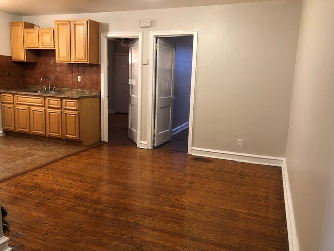 Foto del edificio - 7558 Mayland St