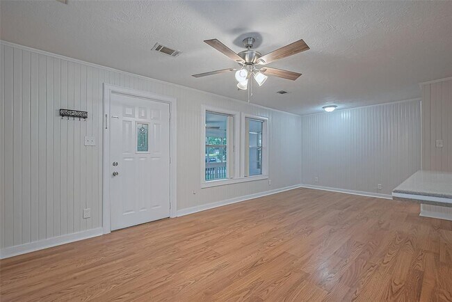 Foto del edificio - 1372 W Pine Lake Cir