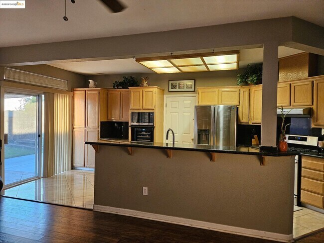 Foto del edificio - 2236 Newport Ct