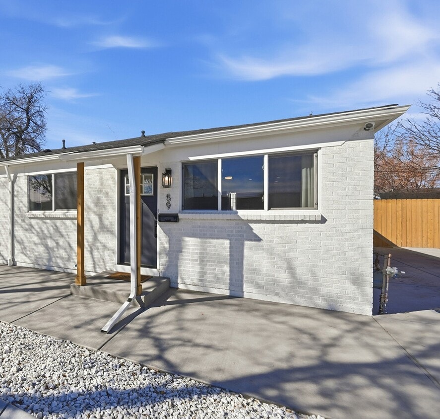 Photo - 59 W Del Mar Cir (Aurora, CO)