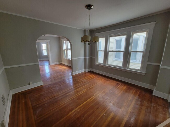 Foto del edificio - 504 Winthrop Ave