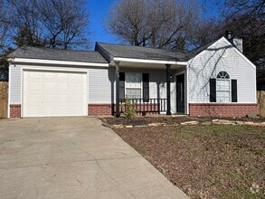 Building Photo - 3194 W Oakfield St
