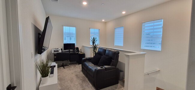 Building Photo - Tastefully Done & Stunning Place to Call Home