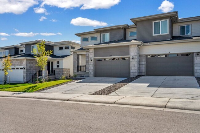 Foto del edificio - 3 Bed, 2.5 Bath Castle Rock Home