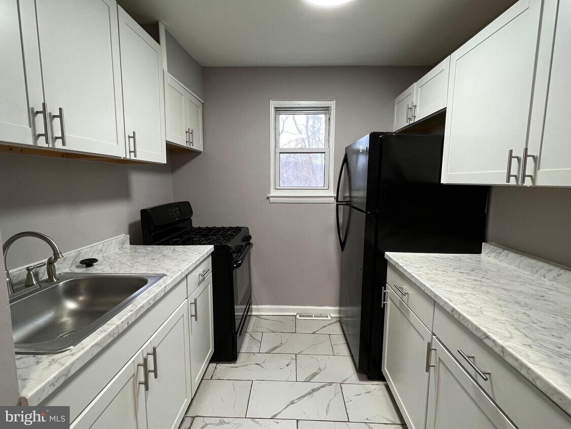 4414 Falls Bridge Dr Unit B, Baltimore, MD 21211 Apartment for Rent