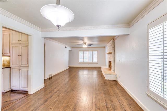 Foto del edificio - 6823 Walnut Hill Ln
