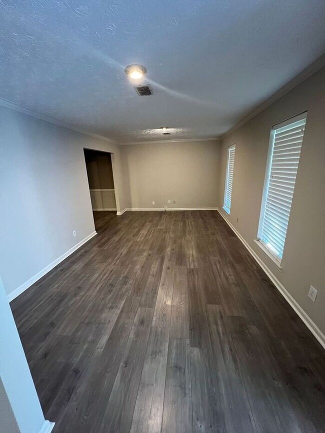Foto del edificio - !!!WARNING: AVOID SCAMS CONFIRM RENTAL AT ...