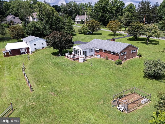 Foto del edificio - 1090 Wilson Ave