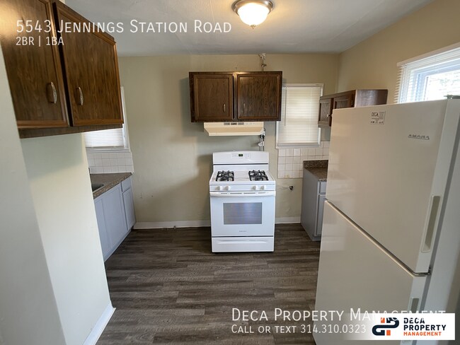 Building Photo - 2 Bedroom House