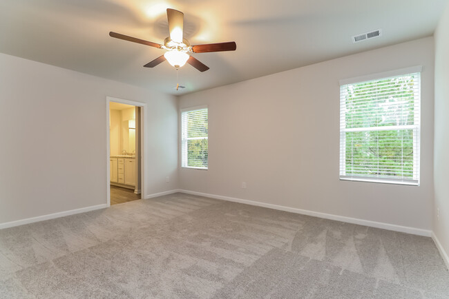 Foto del edificio - Inviting 4-Bedroom Home in Conyers, GA