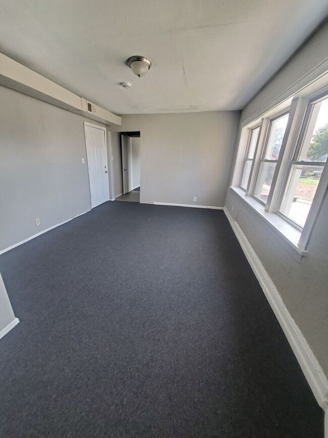 Foto del edificio - 2214-2220 W Hopkins St.
