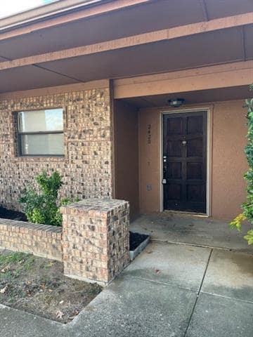 Building Photo - 2420 Dalewood Ln