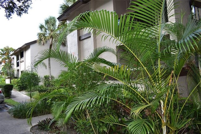 Building Photo - 2784 NW 42nd Ave