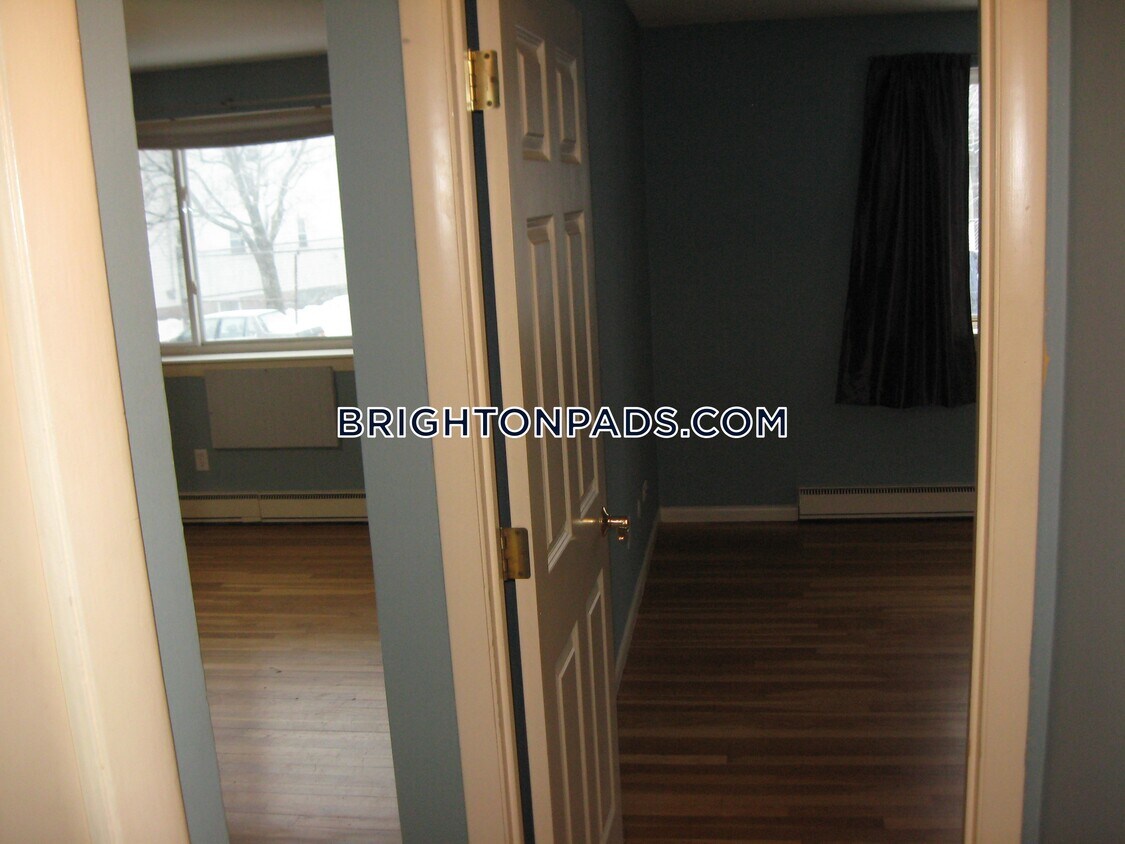 Foto principal - 365 Faneuil St