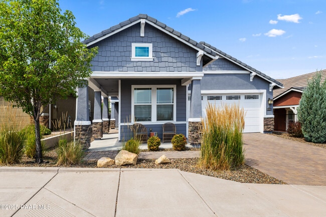 Building Photo - 1465 Varsity Dr