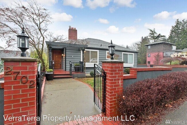 Building Photo - 3 br, 2 bath House - 2702 4th Ave W