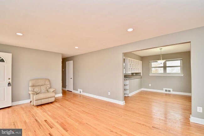 Foto del edificio - 5918 Dinwiddie St