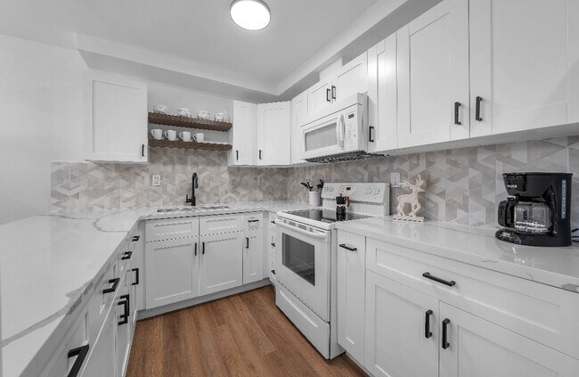 Foto del edificio - 3622 SW 16th Ter