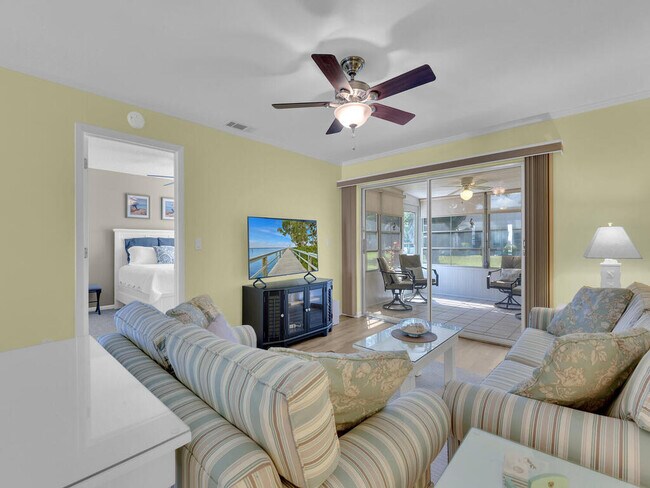 Building Photo - 6815 Sandtrap Dr