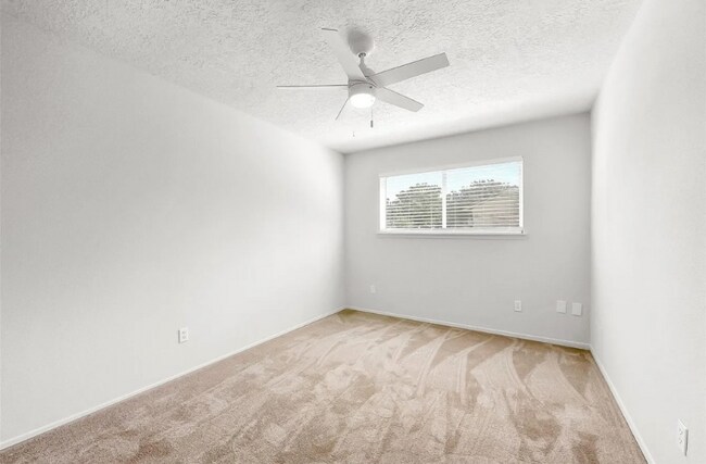 Foto del edificio - 17731 Wild Willow Ln