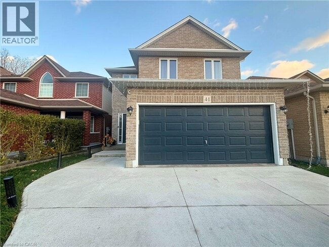 Building Photo - 41 Pineridge Dr