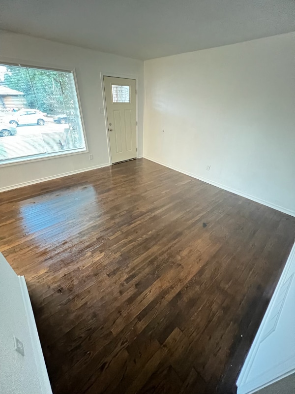 Foto del edificio - 6628 Ascot Ln