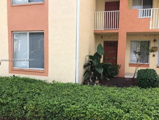 Building Photo - 1002 Coral Club Dr