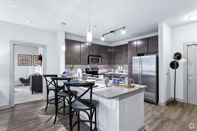 Pine 2BR,2BA - 1,150SF - Kitchen - The Lodge Bellevue