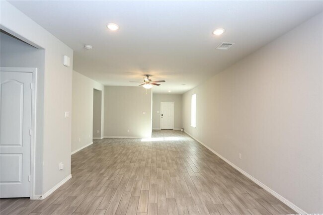 Foto del edificio - 927 Cobalt Crest Ln