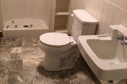 Baño - 120 Corona Ave