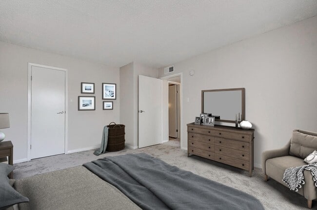 Foto del edificio - 10110 Forum W Dr