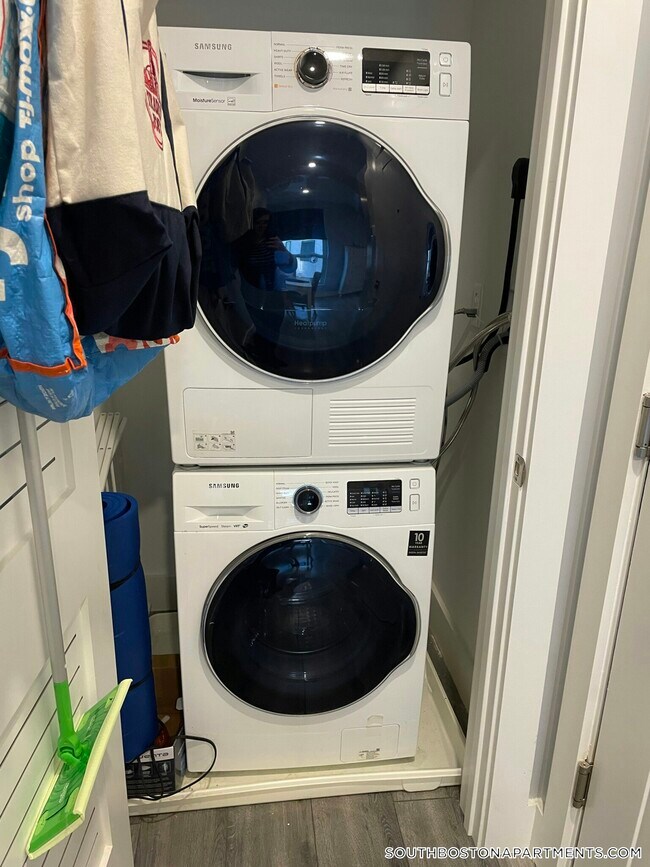 Foto del edificio - 55 W Fifth St