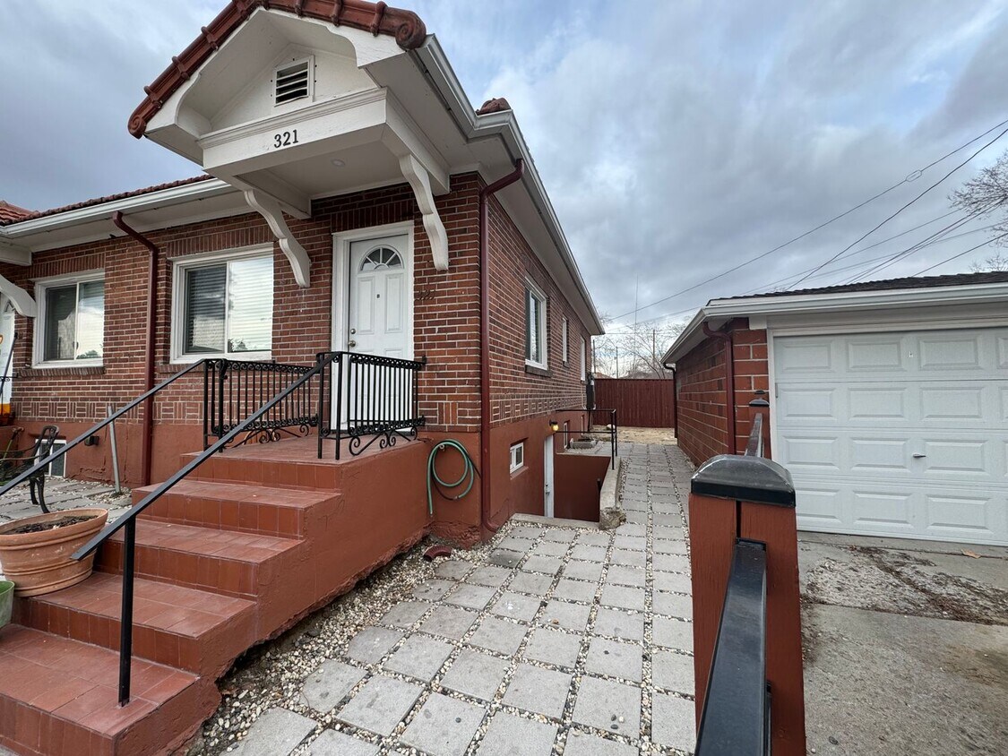 Primary Photo - Charming Midtown Reno Rental - Your Perfec...