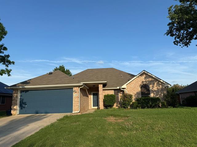 Foto principal - 2902 Hollis Dr