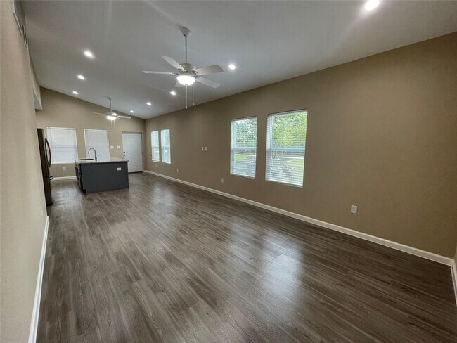 Foto del edificio - 2210 Arapahoe Dr