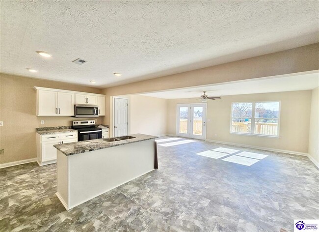Foto del edificio - 204 Dixon Cir