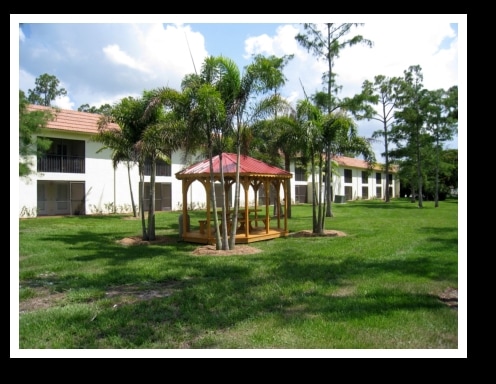 ¡Glorieta - Palm Court at Wellington