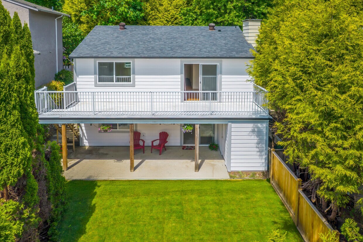Primary Photo - 723 Appleyard Ct
