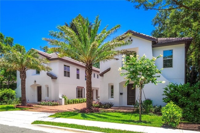 Photo - Santa Barbara-style Duplex House